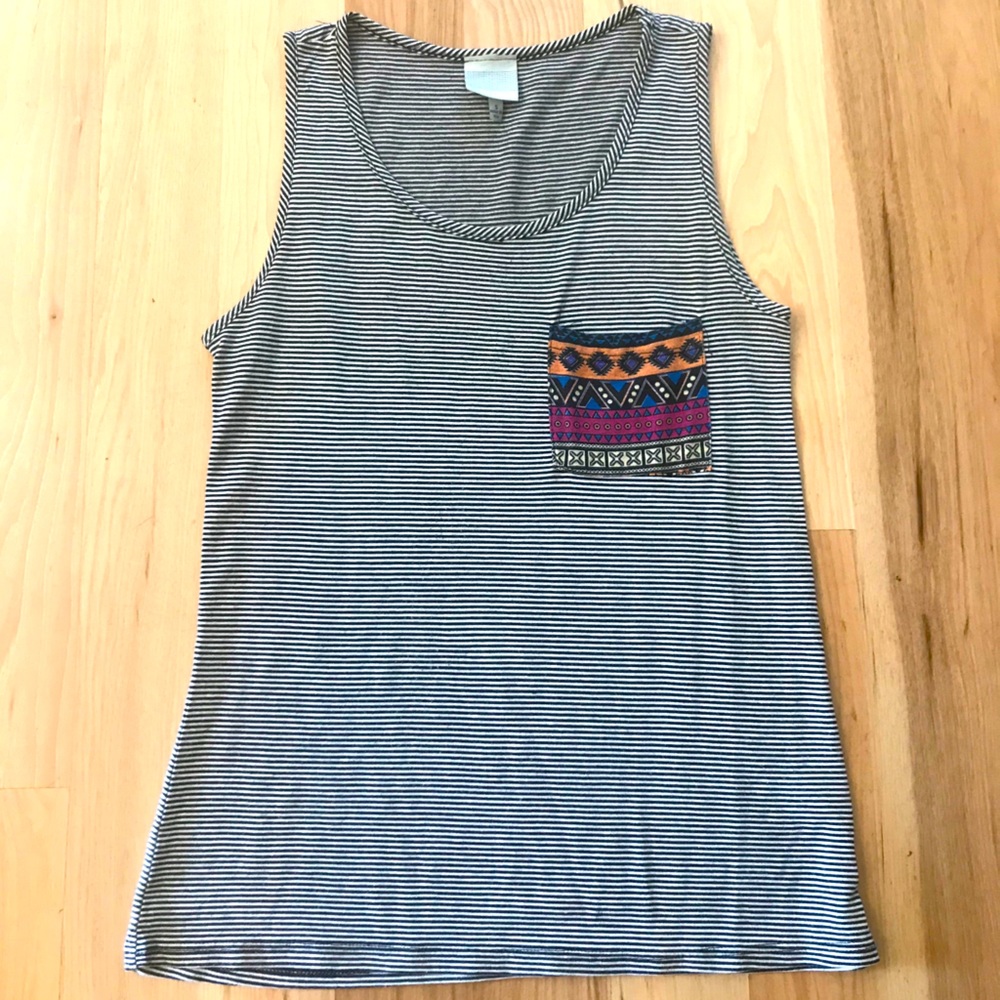 Pocket tank